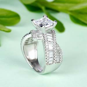 Jeulia Vintage Princess Cut Sterling Silver <b>Ring</b> with <b>Turquoise</b> Zircon-Rhodium Plated Fine Jewelry for Engagement - Product Image 4