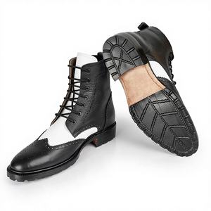 Botas de tobillo con cordones de cuero para hombre, estilo Brogue, puntera Wingtip, suela de goma duradera, clásicas, formales, casuales, elegantes. - Product Image 1