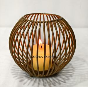 Porte-bougie sculpté style cage 2026 avec barres artistiques et forme fluide pour une lumière douce créative dans les intérieurs artistiques modernes - Product Image 1