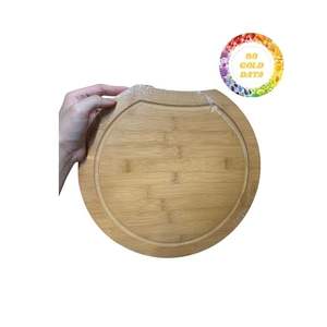 Tabla de cortar de bambú versátil, ideal para cortar y organizar comidas, bellamente presentada y cuidadosamente hecha a mano - Product Image 6