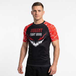 Haut de compression à manches courtes pour homme Decent Fight Wear, rouge et noir, imprimé par sublimation, séchage rapide, pour BJJ Jiu Jitsu - Product Image 1