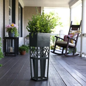 Lleva la belleza a tu hogar con este delicado soporte de Planta grande hecho a mano negro de 2 niveles que ofrece un acento artístico para el hogar - Product Image 3