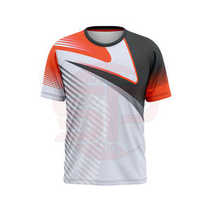 Camiseta de hombre al mejor precio Diseño de color personalizado Su propio logotipo Camiseta de sublimación cómoda para hombre - Product Image 1