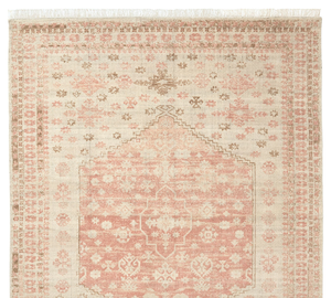 Tapis en laine tissé à la main avec franges détaillant un tapis texturé doux pour le décor de salon ou de chambre à coucher d'Inde - Product Image 2