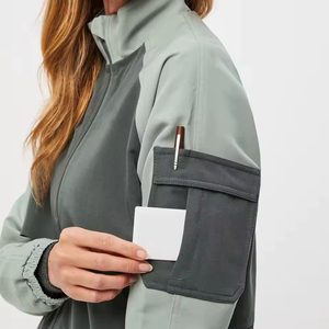 Conjunto de Uniformes Médicos Unisex Elegantes para Uso Hospitalario, Logotipo y Talla Personalizados, Secado Rápido, Transpirable, Servicio OEM - Product Image 2