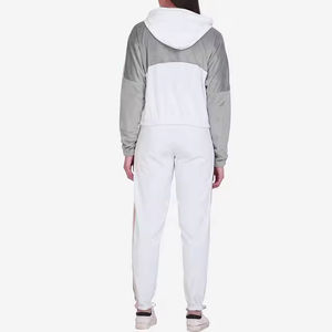 ชุดวอร์ม2ชิ้นสำหรับผู้หญิงชุดวอร์มขนแกะมีฮู้ดและวิ่งจ๊อกกิ้งแบบลำลองออกแบบโลโก้ได้ตามต้องการมีสไตล์ใหม่สำหรับฤดูหนาว - Product Image 3