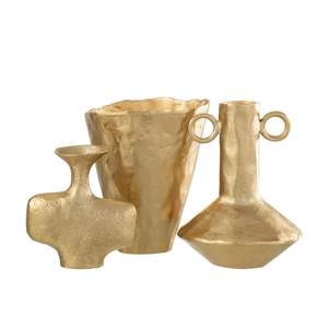 Elegante florero metálico adecuado para la decoración de la mesa del comedor, añadiendo un encanto refinado a los centros de mesa florales. - Product Image 3