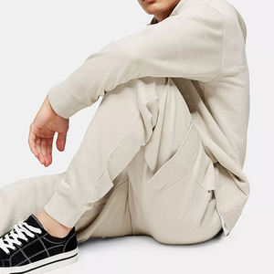 Survêtement d'hiver pour homme avec logo personnalisé, coupe oversize, épais, 100% coton, sweat-shirt à capuche et pantalon cargo avec poches - Product Image 6