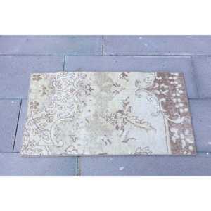 1.6x3 ft Rug, Vintage Turkish Rug, <b>Brown</b> <b>Wool</b> Rug - Product Image 4