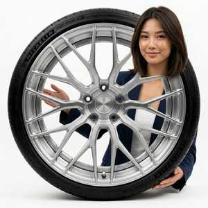 Rines <span class=keywords><strong>de</strong></span> Aluminio Forjado Plateados para Automóvil, Diseño Cóncavo, Mejora <span class=keywords><strong>de</strong></span> Rendimiento - Product Image 1