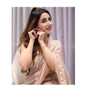 Sari Brillante con Pedrería para Fiestas de Cóctel y Eventos Nocturnos, Aspecto Brillante, Hermosa Caída, Última Colección - Product Image 1