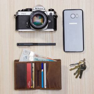 Portefeuille vertical personnalisé à trois volets avec carte SIM en cuir tanné végétal pleine fleur pour hommes LW-0144 - Product Image 5