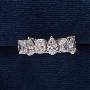 10KT Or Massif IGI Certifié Sans Conflit Mariée Diamant Bande De Mariage Demi Eternité Poire Coussin Coupe Laboratoire Cultivé Classique 1.5-2 - Product Image 1