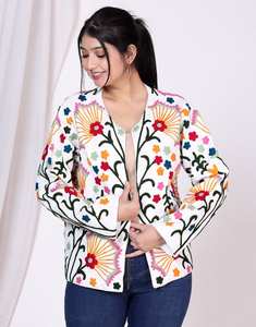 Blusa Bohemia hecha a mano para damas, bordado floral, borla, tela suave cómoda, tejido, método de tejido para fiestas informales - Product Image 1