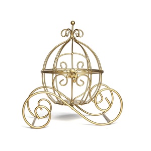 Bougeoir décoratif créatif Bougeoir de Noël décoré en métal au design antique plaqué or à vendre à bas prix - Product Image 1