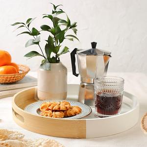 Plateau rond en bambou filé bicolore avec poignées plateaux de service à thé enroulés faits à la main pour boissons restauration - Product Image 5