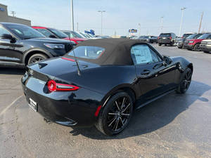 Mazda MX-5 Miata 2026 en Perfecto Estado - Product Image 3