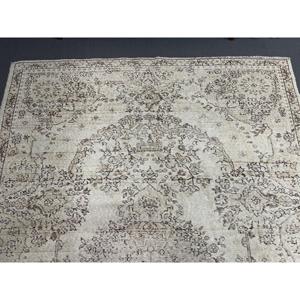 Tapis turc vintage, tapis de 5,7 x 9,2 pieds, grand tapis blanc à bordures - Product Image 4