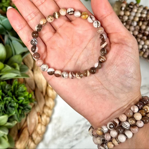 Pulsera de cuentas de jaspe de maní natural hecha a mano, joyería de piedras preciosas de moda para regalo o forma de bola de compromiso - Product Image 1