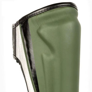 Espinilleras con Diseño Personalizado y Logotipo Privado - Espinilleras Deportivas Transpirables y Duraderas con Color Personalizado para Adultos - Product Image 3