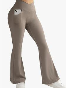 Venta al por mayor personalizado acanalado pantalones acampanados en forma de V cintura elástica Fitness Yoga Leggings con bolsillo - Product Image 4