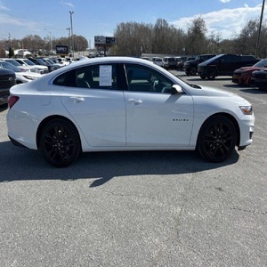 EXCELLENT ÉTAT Chevrolet Malibu LT 2024 - Product Image 2