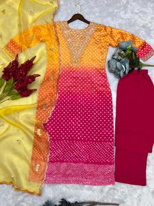 Présentation du nouveau Designer Party Wear Pure Chinon Silk Beautiful Digital Print And Embroidery Work Top And Pant With Dupatta - Product Image 4