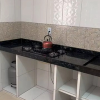 Dalles et plaques de granit noir Galaxy durables avec finition antique, design moderne, pierre naturelle haute résistance pour allée