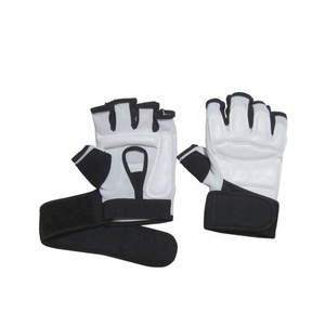 Guantes MMA de medio dedo con logotipo personalizado y soporte para muñeca, cuero PU para jóvenes, impermeables y transpirables para gimnasio al aire libre y uso de esquí - Product Image 3