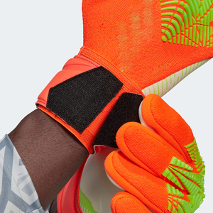 Gants de football en gros Meilleures ventes Offre Spéciale Gants de gardien de but Service OEM Gants de gardien de but de qualité supérieure à bas prix - Product Image 2