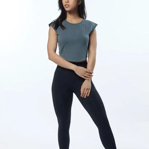 Haut pour vêtements de sport personnaliser col rond Sexy dame vêtements haut court couleur unie femmes culture - Product Image 1