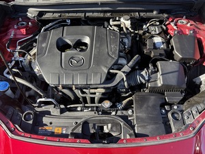 Mazda CX-30 GS AWD 2024 Usado con Volante a la Izquierda/Derecha, Paquete de Lujo - Product Image 6