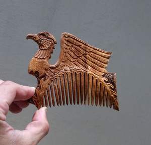 Cada peine de mango de madera hecho a mano para uso en Salón de la India al por mayor peine de madera para uso comercial para la venta en - Product Image 6