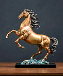 현대 북유럽 청동 금속 주조 크리스마스 가정 장식을위한 맞춤형 실물 크기의 페가수스 입상 새겨진 동물 조각 - Product Image 3