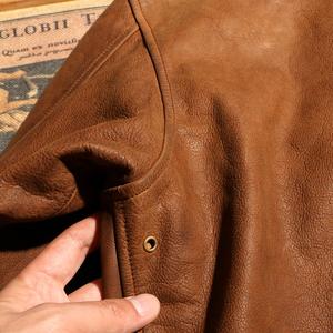 เสื้อแจ็กเก็ตหนังวัวสำหรับผู้ชายสีน้ำตาลย้อมสีคุณภาพสูงเสื้อแจ็กเก็ตสำหรับรถจักรยานยนต์หนังวัวพร้อมกระเป๋าและขนาดตามสั่ง - Product Image 3