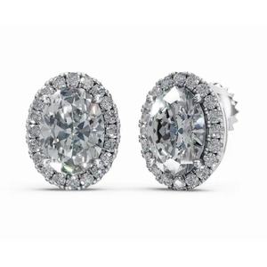 Boucles d'oreilles clous exclusives en or 14 carats avec halo de diamants éternels, taille ronde et ovale, bijoux de laboratoire cultivés, vente en gros - Product Image 5