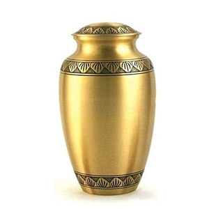 Urna de cremación de latón polaco de estilo europeo, urna de Metal amarillo de diseñador para cenizas humanas para su ser querido y familia - Product Image 6