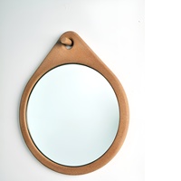 Modern design handgemaakte draagbare spiegel met metalen en houten frame, LED-scherm, aanpasbaar, wandmontage, badkamerspiegel