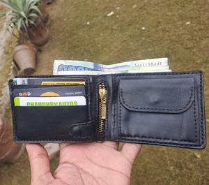 Genuine <b>Leather</b> RFID Blocking Candy Open Vintage Short <b>Wallet</b> for <b>Men</b> Polyester Lining Meeting Daily Use - Product Image 2