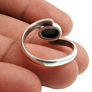 Anillos Bohemios Más Vendidos con Piedra Preciosa de Turquesa de Corte Ovalado, Joyería Fina de Plata de Ley 925 Disponible a Precio de Mayoreo - Product Image 3