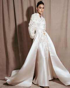 Elegante Vestido de Novia Maxi de Satén con Color Personalizado para Damas, Mangas Regulares, Escote Alto, Silueta Recta, Lentejuelas - Product Image 1