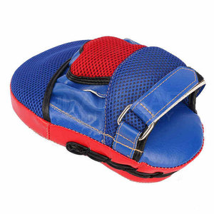 Mitaines de frappe incurvées en cuir PU de haute qualité, durables, avec logo personnalisé, pour l'entraînement de boxe et de combat - Product Image 5