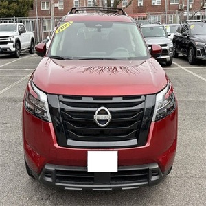 Nissan Pathfinder SV 2023, 4x4, Caja de Cambios Automática, Título Limpio, Sin Accidentes, Bajo Kilometraje, Listo para Envío - Product Image 1