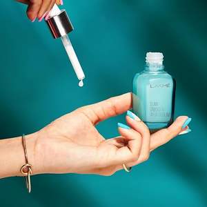 Suero de Ácido Hialurónico al 2% |   para una hidratación intensa y una piel radiante |   Especialmente para Piel Seca |   para Hombres y Mujeres - Product Image 3