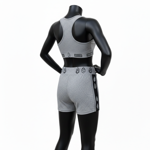 Conjunto de shorts premium para mujer, de poliéster y elastano elástico GSM, gris y negro, con panel gráfico en la cintura y logo termoadhesivo, conjunto de shorts de algodón para mujer - Product Image 5