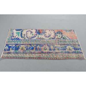 Alfombra Turca Vintage Pequeña de 2,1x4,5 pies, Alfombra de Lana Azul Roja Ombré - Product Image 2