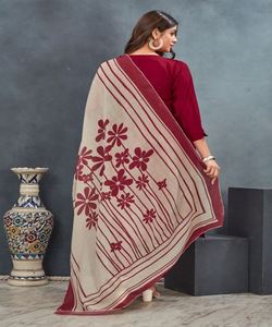 LE PLUS CHOISI CHANDERI SOIE BRODERIE HAUT BAS DE TRAVAIL AVEC DUPATTA FESTIVE WEAR PRIX DE GROS VÊTEMENT ETHNIQUE GRIS ENSEMBLE KURTA - Product Image 4