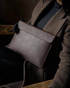 Housse pour ordinateur portable en cuir véritable, légère et faite à la main, sac de protection élégant pour bureau, voyage, travail, étude quotidienne - Product Image 6