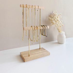 Support à bijoux à armature en métal avec base en bois naturel de qualité pour exportation, design moderne, finition dorée, taille personnalisée, usage décoratif de table - Product Image 1
