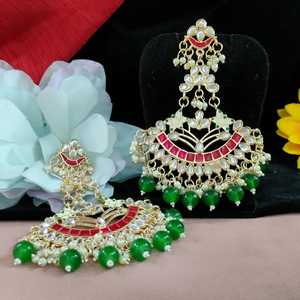 Pendientes Kundan Meenakari Fusion Chandbalis para mujer, detalles esmaltados, ideales para bodas, ocasiones festivas o eventos culturales - Product Image 4